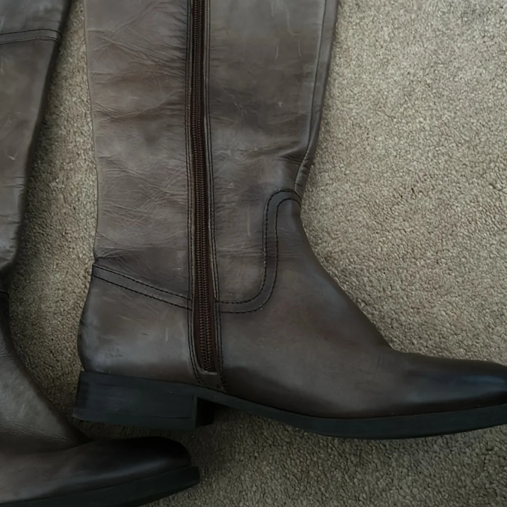 Arturo Chiang Boots 8.5 Brown Great Condition - Picture 3 of 6